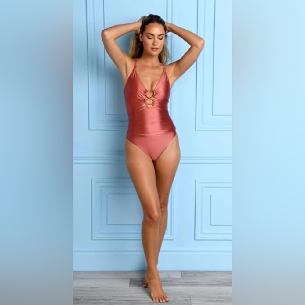 La Blanca Women's One-Piece Swimsuit in Rose